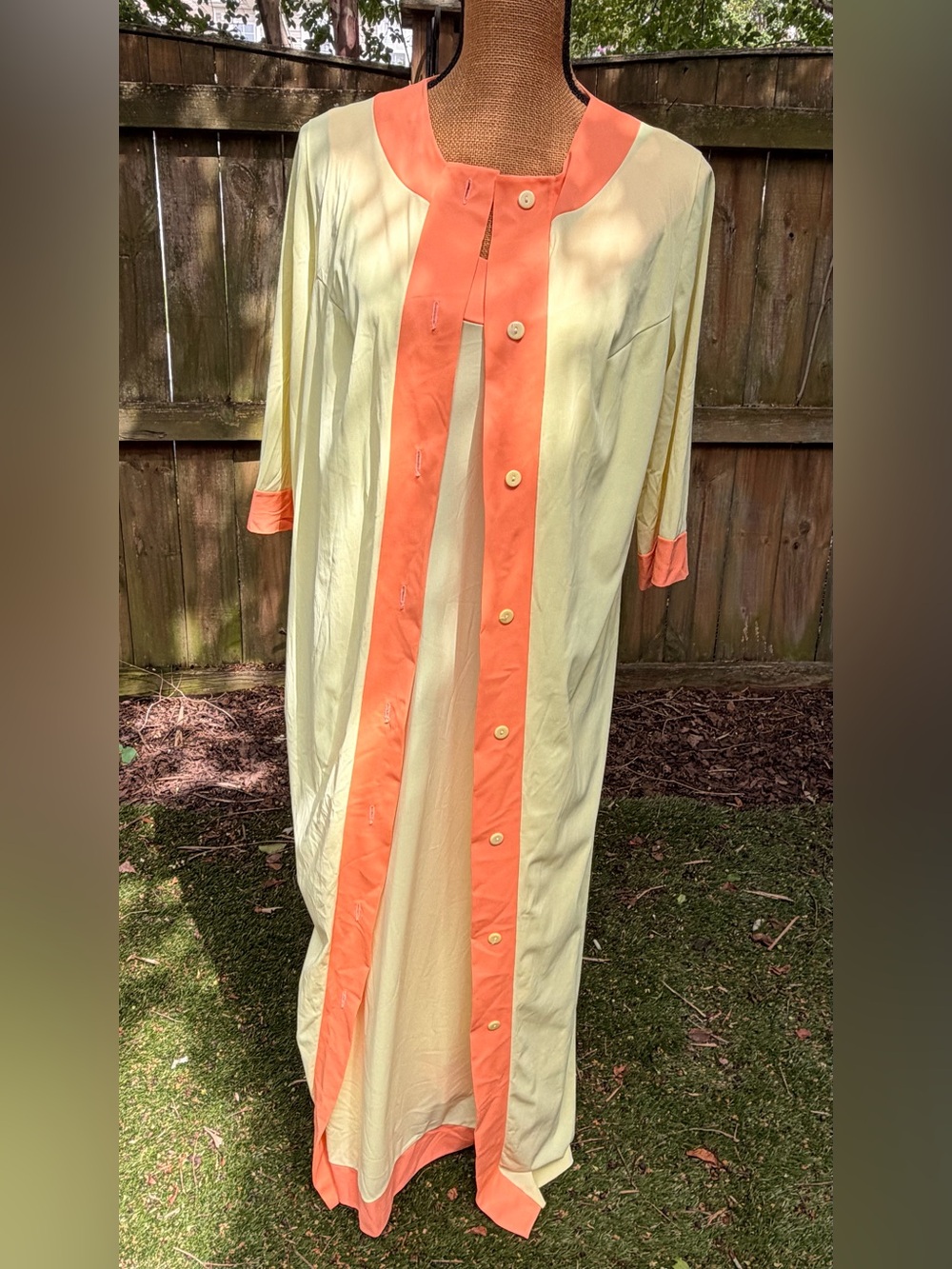 Vintage 60s/70s Van Raalte Peignoir Set - Picture 4 of 11